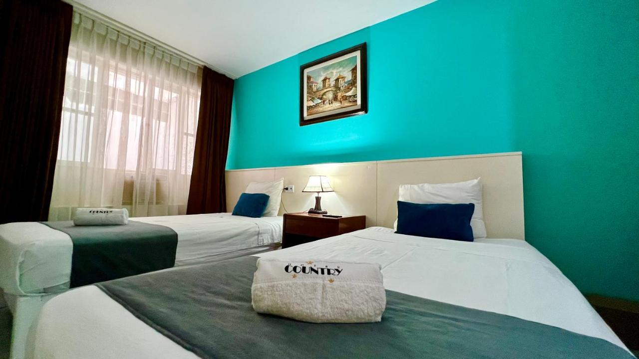 Hotel Country Trujillo Buitenkant foto