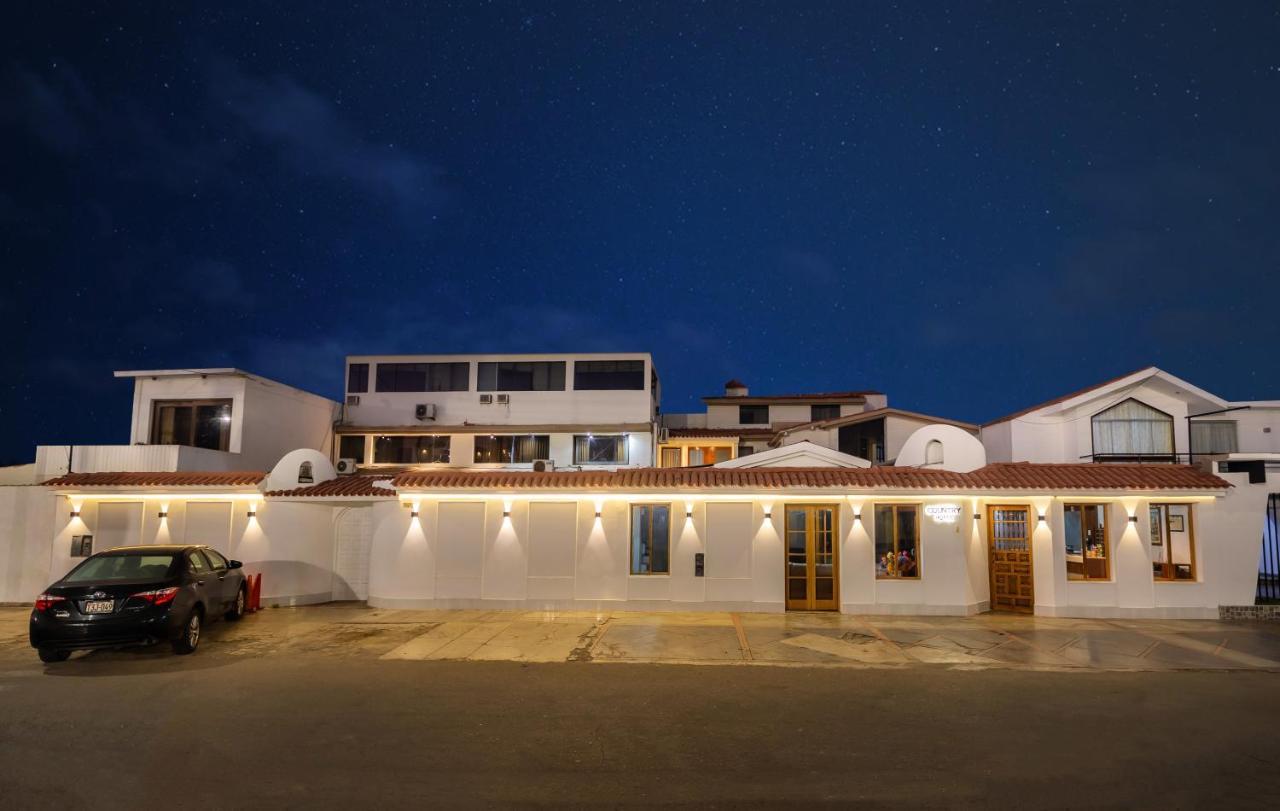 Hotel Country Trujillo Buitenkant foto